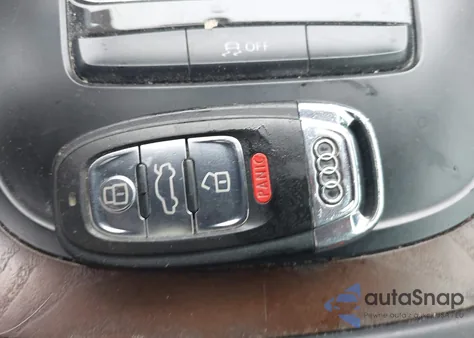 2013 Audi A5 2.0T Premium z USA, uszkodzony, nr VIN WAULFAFR9DA042929